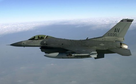 ѹ̱ F-16  ٴ ߶" Ż 